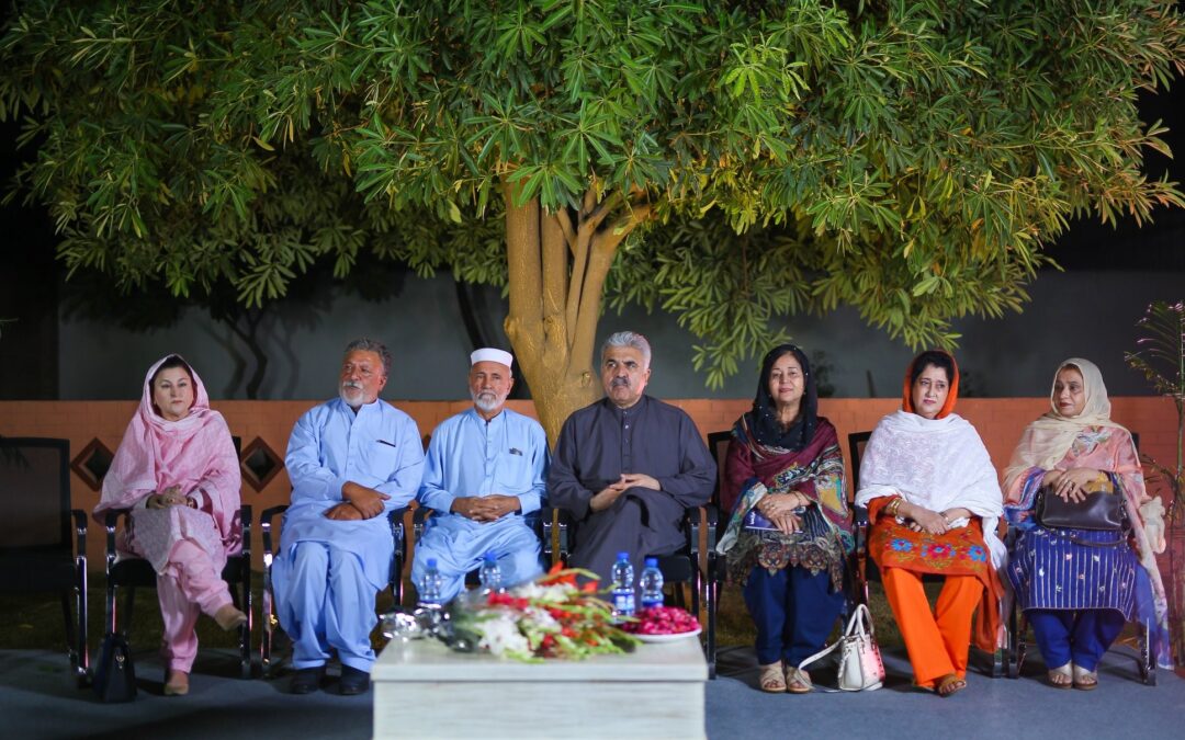 Pashto Mushaira hosts Professor Abaseen Yousafzai