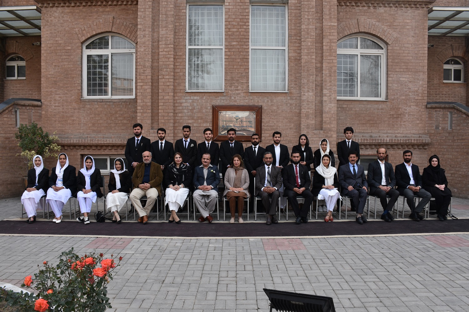 Khyber Pakhtunkhwa Judicial Academy hosts CLLB students