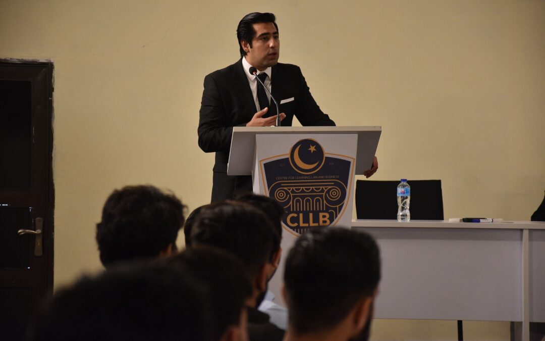 Barrister Amirullah Chamkani delivers talk on Stages of a Criminal Case