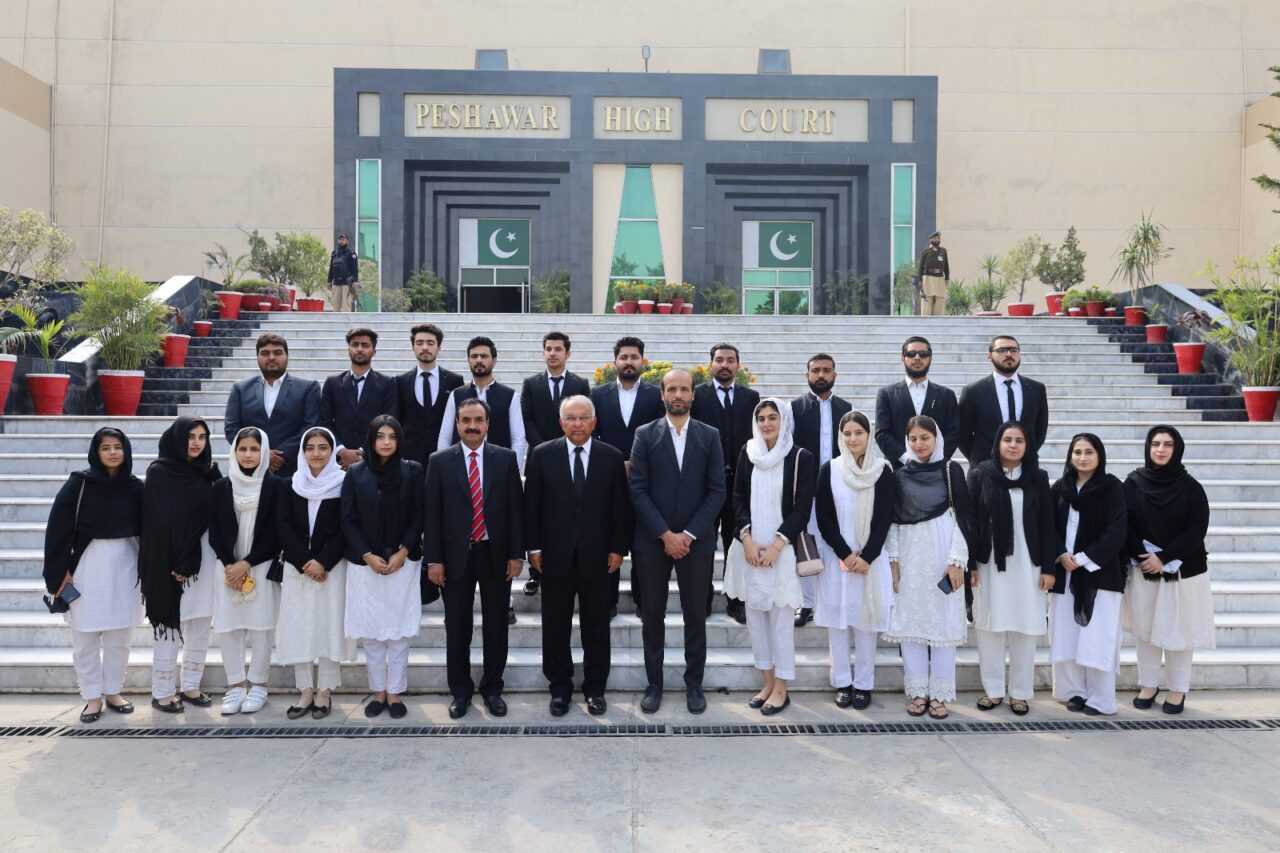Peshawar High Court hosts Law Students’ Delegation | CLLB